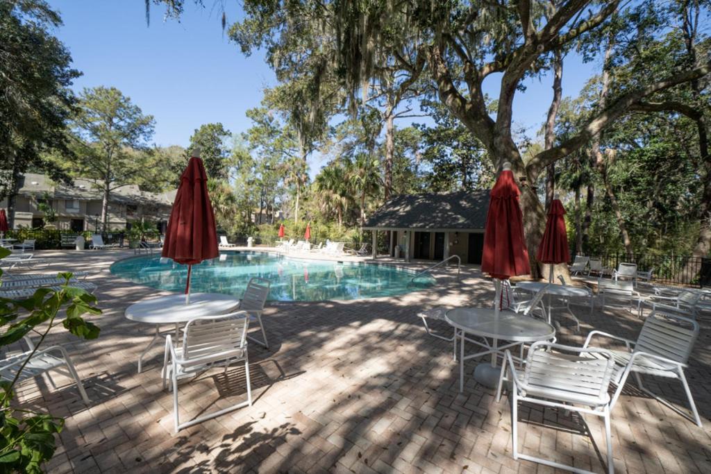 Golf View Two Bedroom With K Q And Fold Out Couch Bikes & Beach Gear Included Hilton Head Island Exterior photo