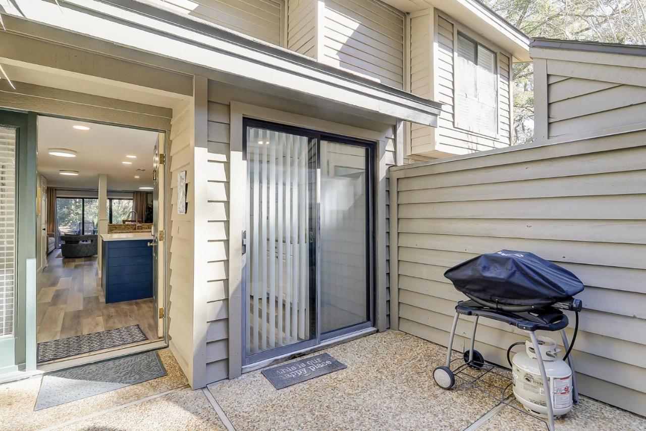 Golf View Two Bedroom With K Q And Fold Out Couch Bikes & Beach Gear Included Hilton Head Island Exterior photo